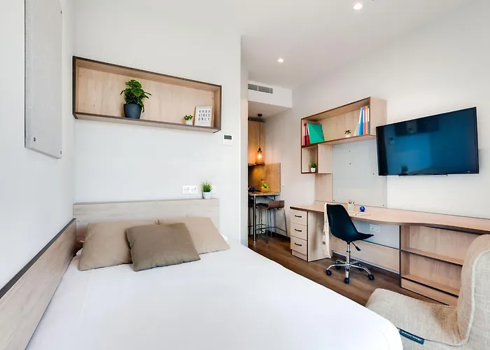 Livensa Living Studios San Sebastian